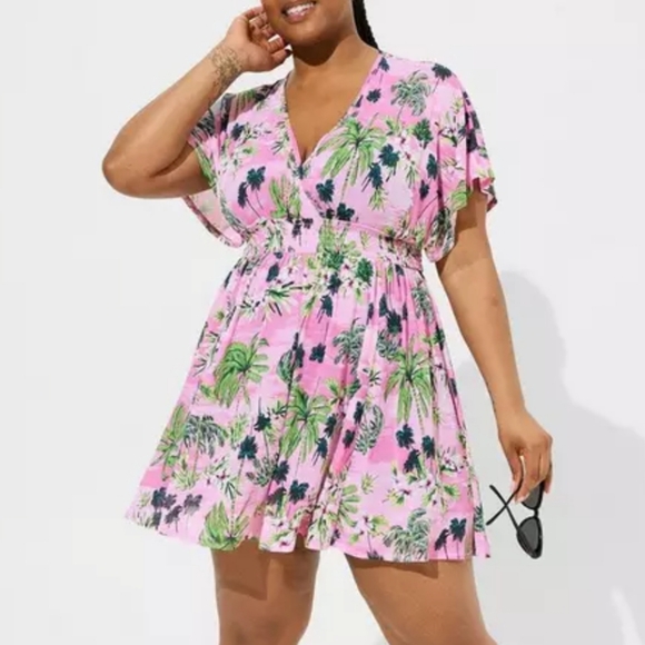 Torrid Tropical Pink swim cover - Picture 2 of 5